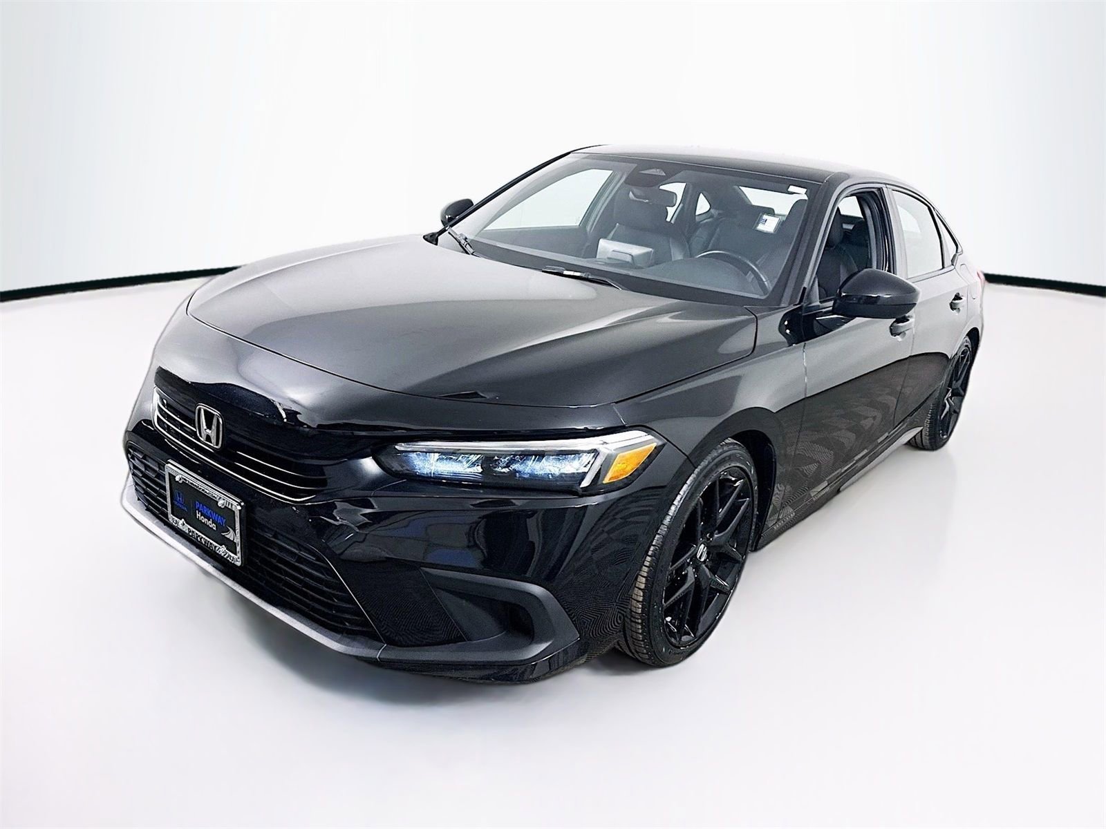 Used 2023 Honda Civic Sport image 3