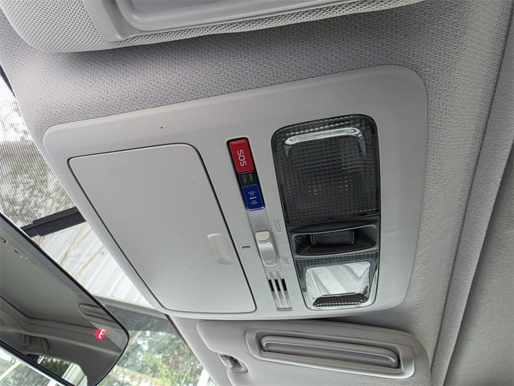 Used 2017 Subaru Forester 2.5i Touring w/ Popular Package #2 image 30