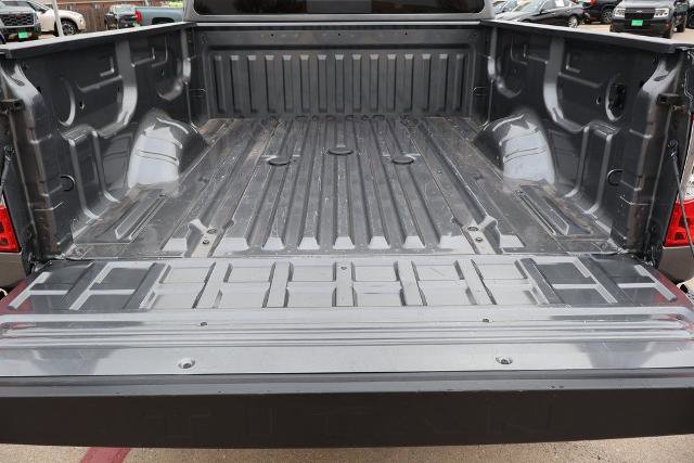 Certified 2024 Nissan Titan SV w/ SV Convenience Package image 10
