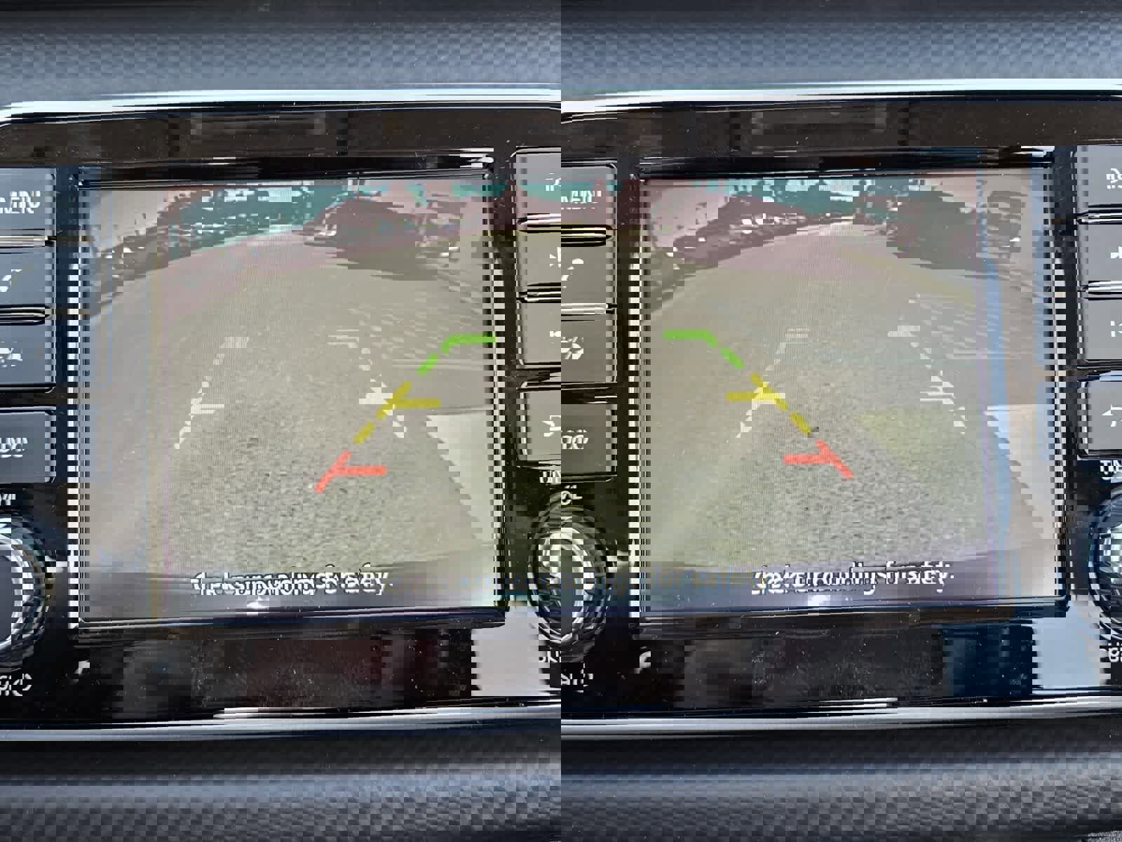 New 2025 Nissan Kicks Play S image 9