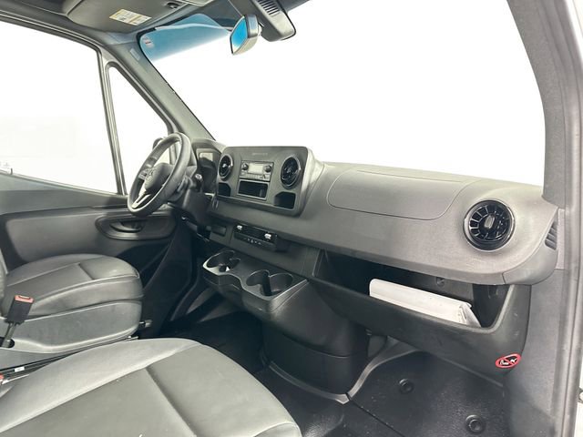 Used 2022 Mercedes-Benz Sprinter 1500 image 23