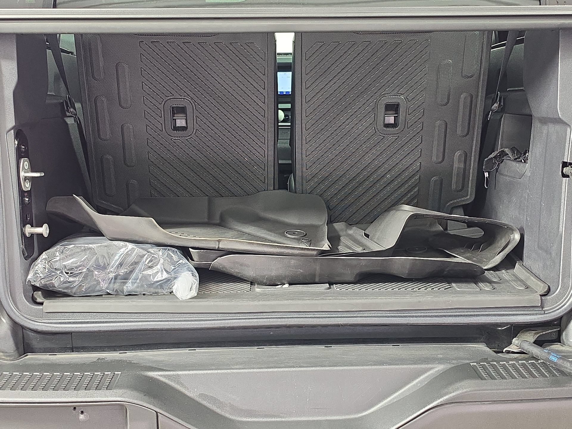Used 2022 Ford Bronco Badlands AWD/4WD image 11