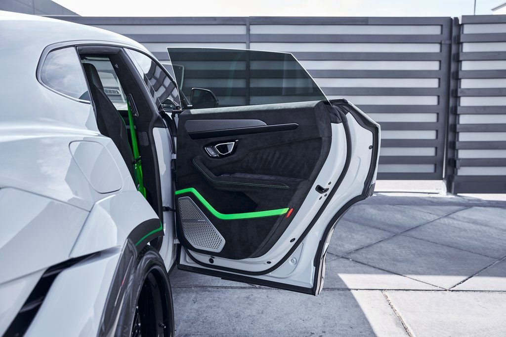 Used 2024 Lamborghini Urus Performante image 35