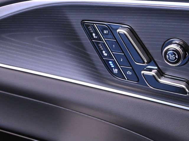 New 2026 Cadillac Lyriq V image 16