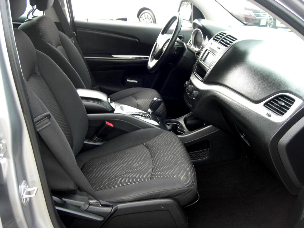 Used 2015 Dodge Journey American Value Package w/ Flexible Seating Group FWD image 19