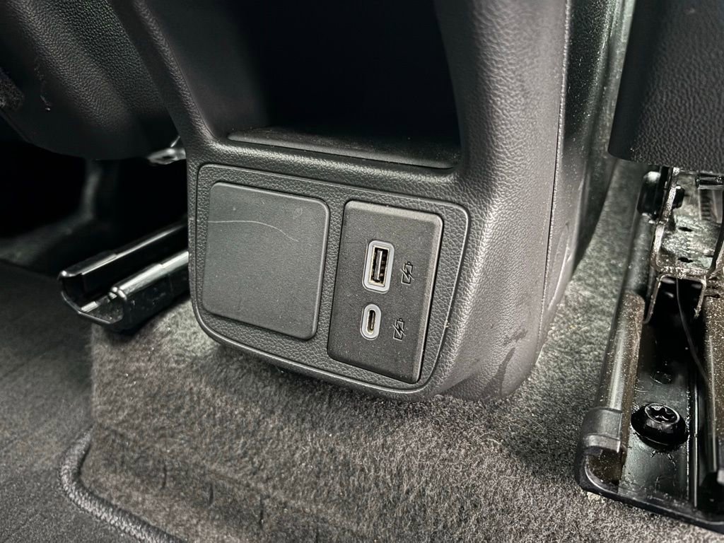 Used 2023 Buick Encore GX Select w/ Safety Package II image 18