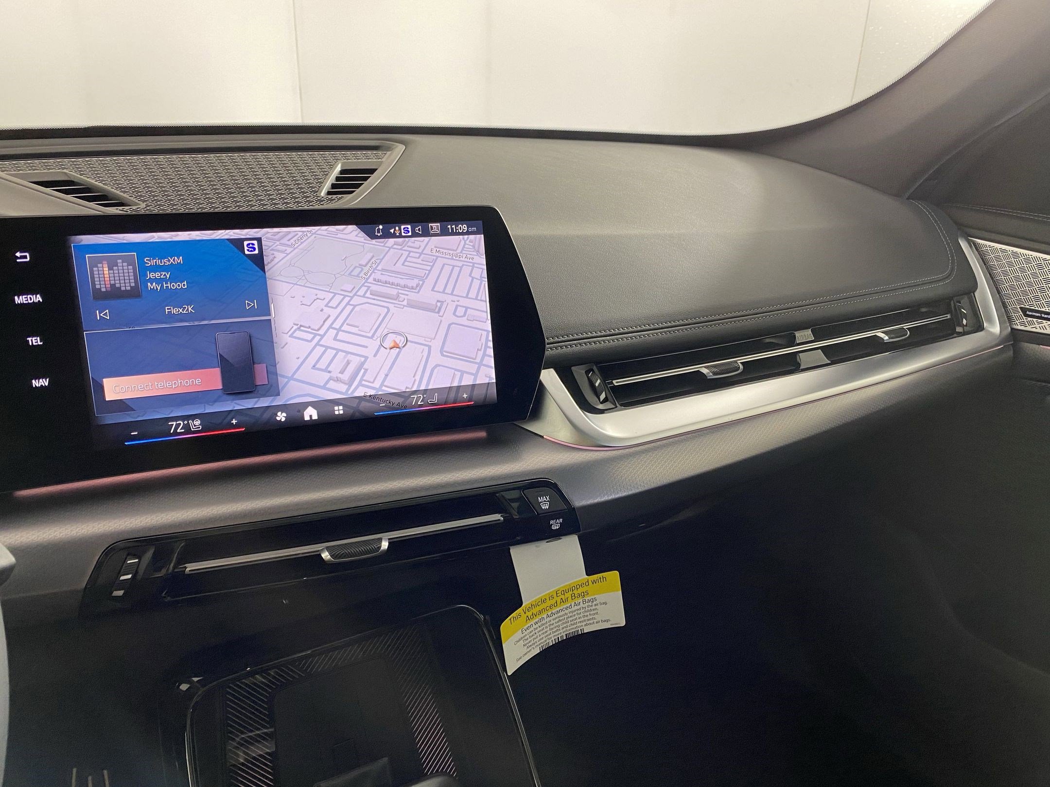 Used 2025 BMW X1 xDrive28i w/ Technology Package image 24