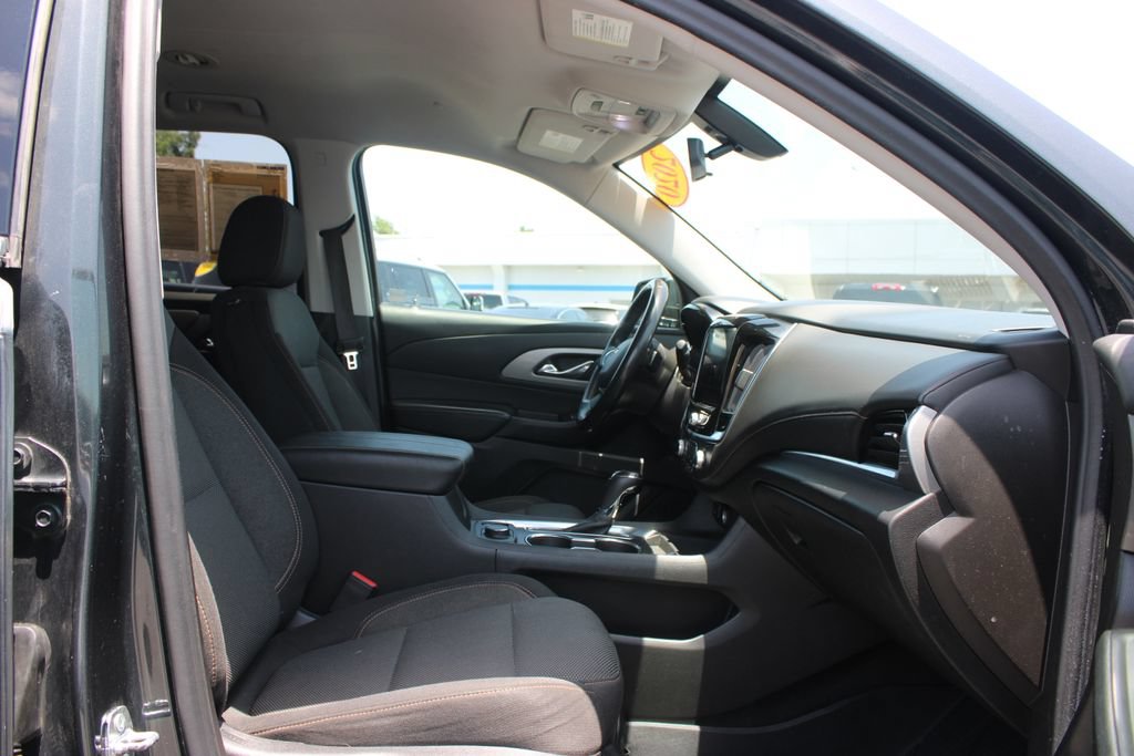 Used 2020 Chevrolet Traverse LT FWD image 29