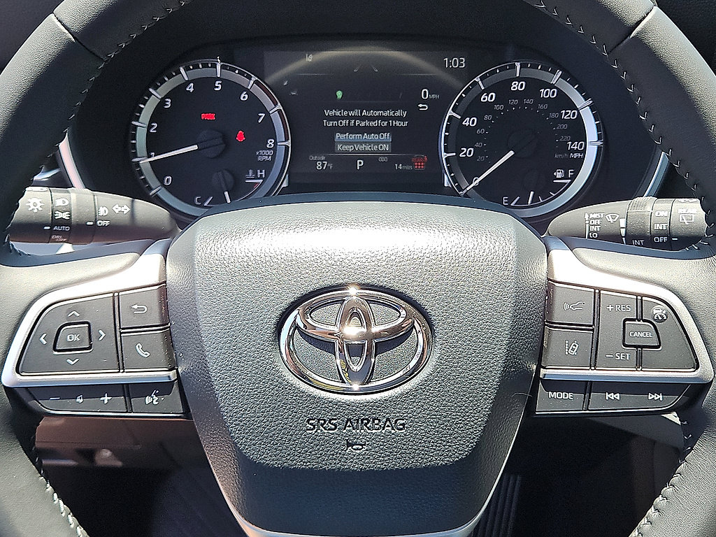 Certified 2026 Toyota Highlander XLE AWD/4WD image 16