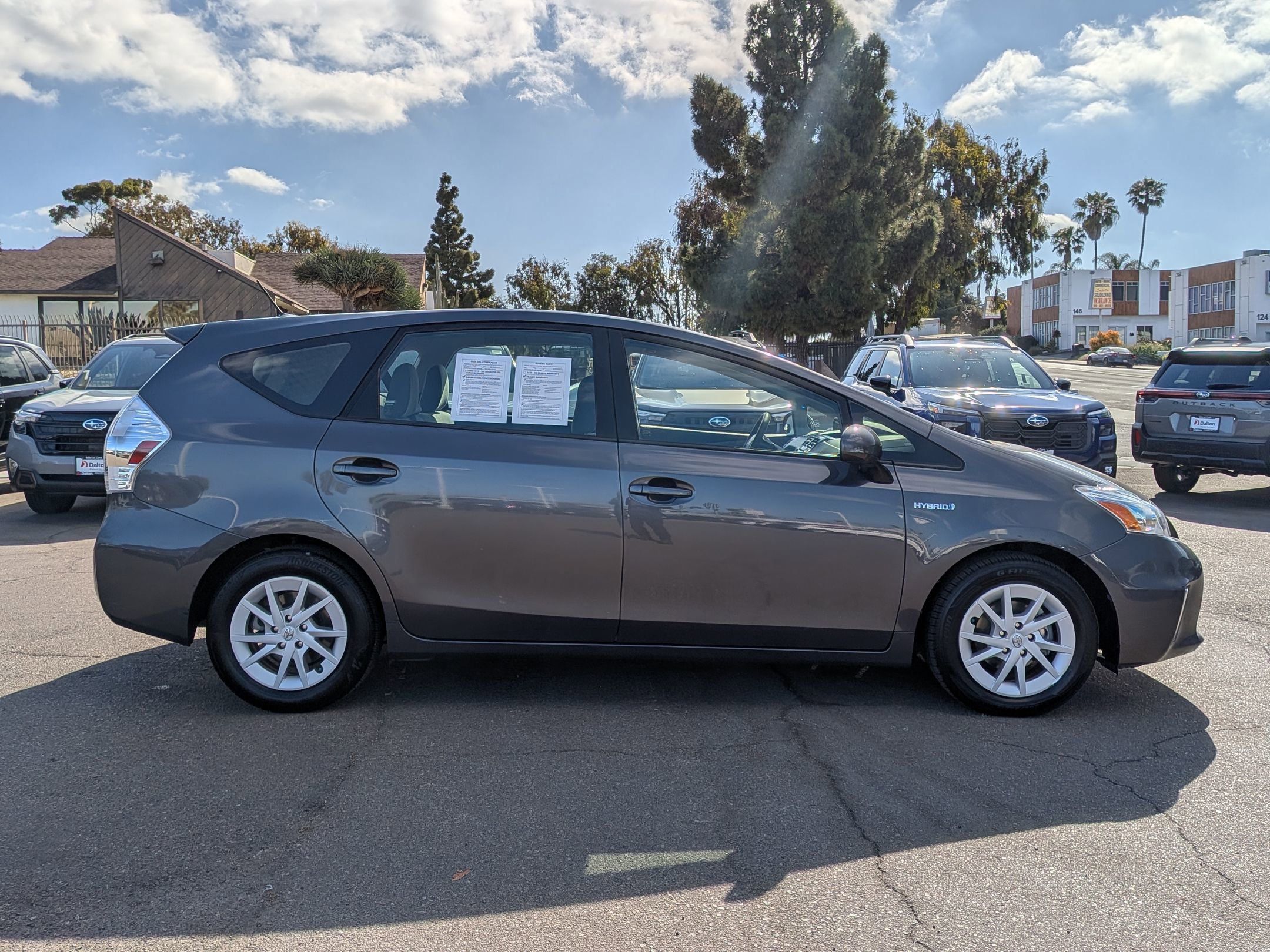 Used 2014 Toyota Prius V Three image 5
