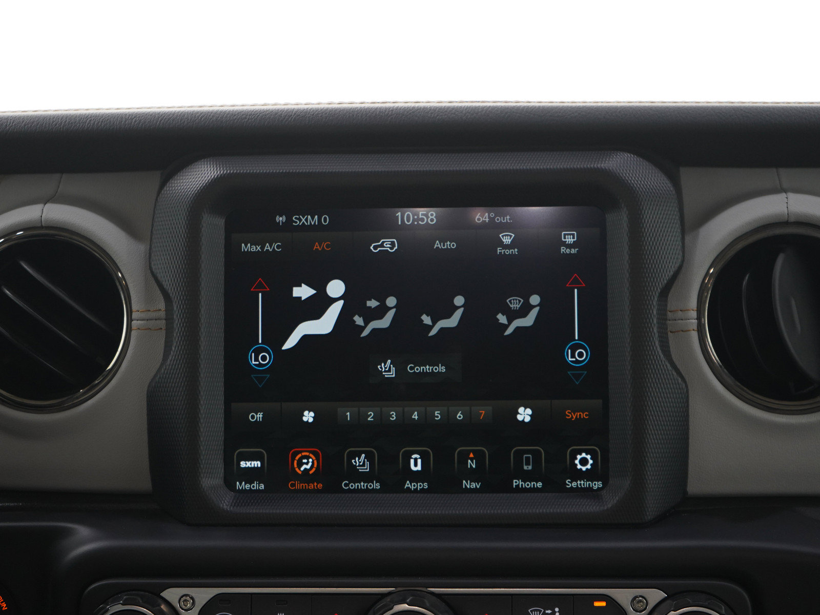 Used 2022 Jeep Wrangler Unlimited Sahara AWD/4WD image 16