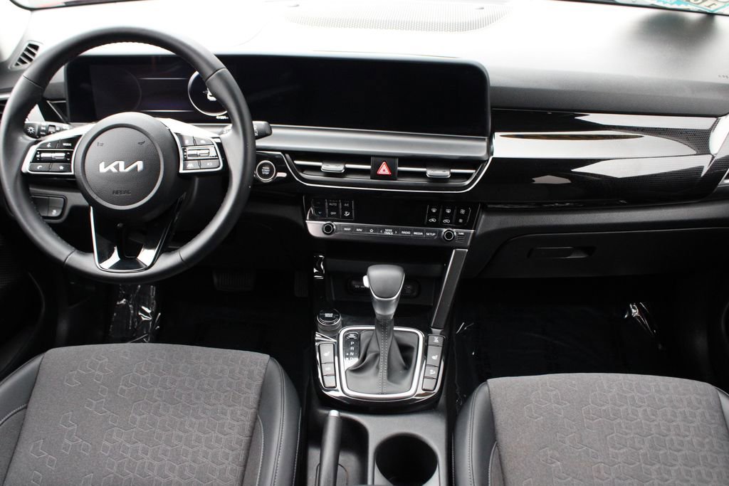 Used 2024 Kia Seltos X-Line image 11