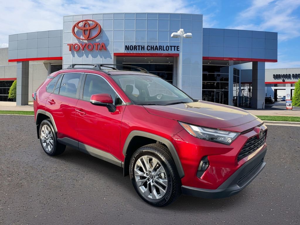 Used 2025 Toyota RAV4 XLE Premium image 3