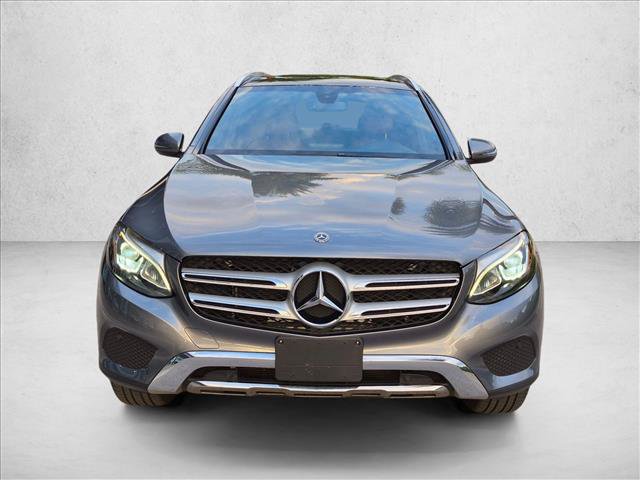 Used 2019 Mercedes-Benz GLC 300 4MATIC image 2