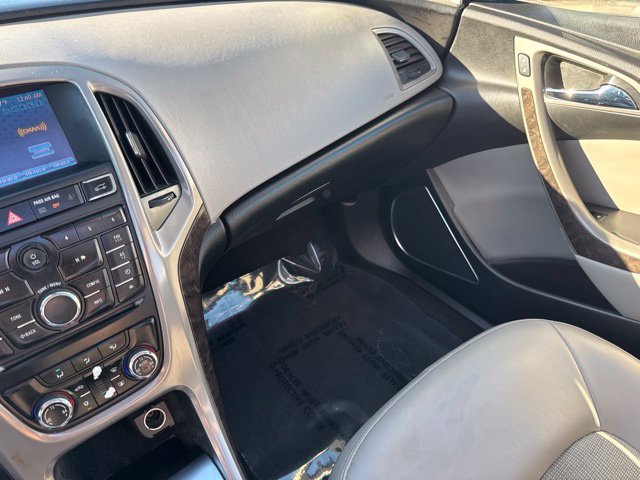 Used 2013 Buick Verano Convenience FWD image 39