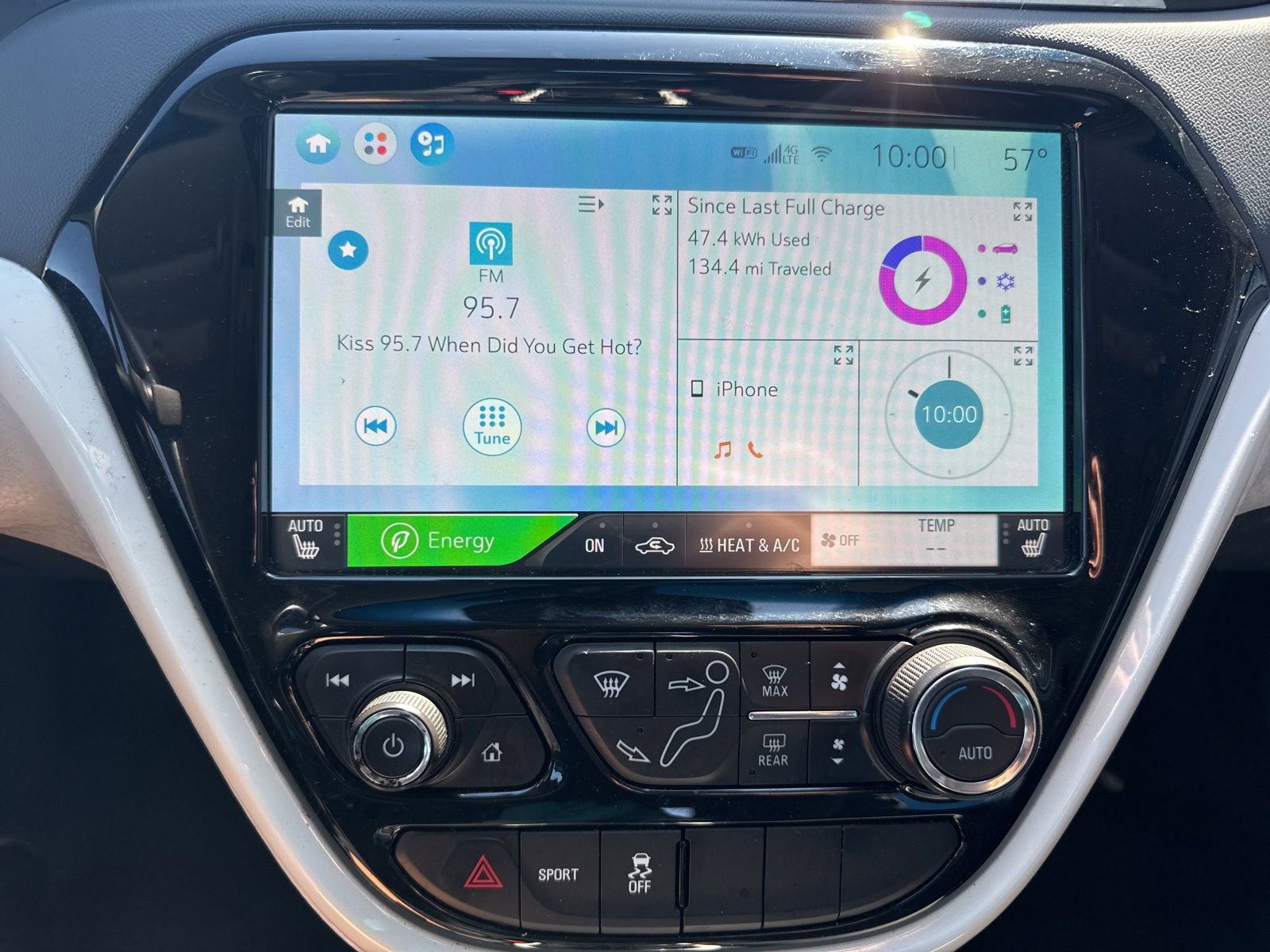 Used 2017 Chevrolet Bolt Premier w/ Driver Confidence II Package FWD image 21