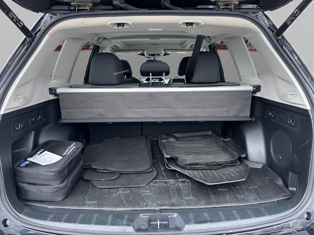 Used 2023 Subaru Forester Sport image 11