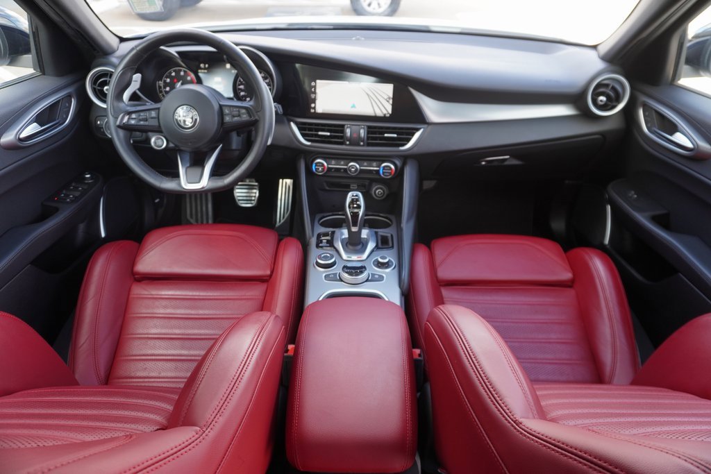 Used 2022 Alfa Romeo Giulia Veloce image 17