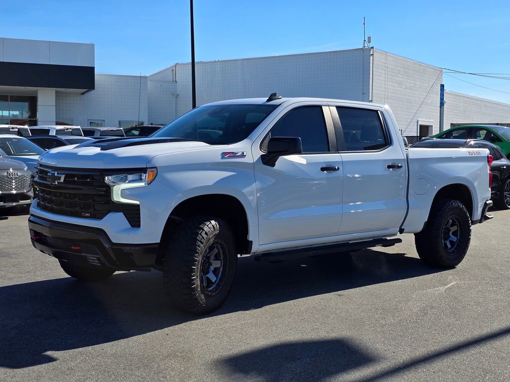 Used 2023 Chevrolet Silverado 1500 LT Trail Boss image 3