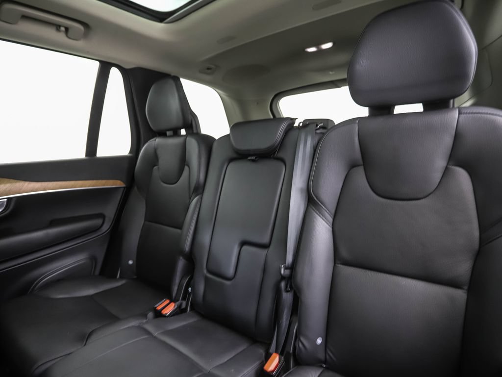 Used 2023 Volvo XC90 B5 Plus AWD/4WD image 23