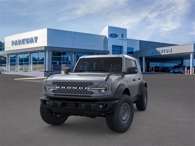 New 2025 Ford Bronco Badlands image 2