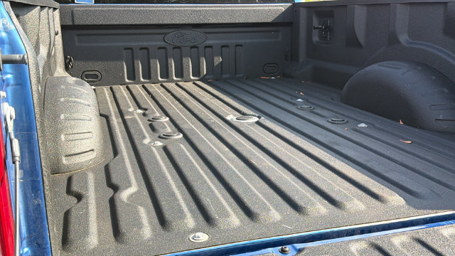 Used 2022 Ford F450 Platinum w/ FX4 Off-Road Package AWD/4WD image 15