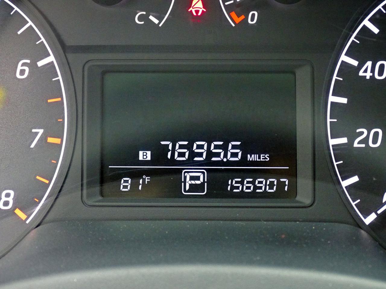 Used 2014 Nissan Sentra S FWD image 28