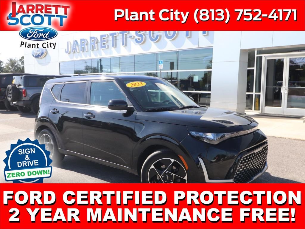 Used 2023 Kia Soul EX FWD image 1