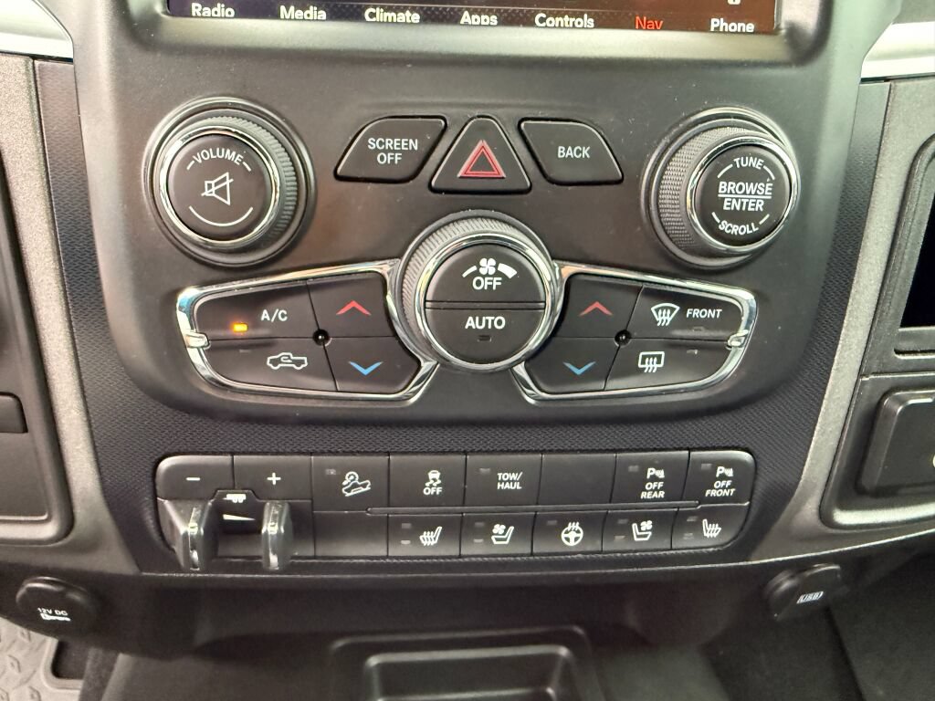 Used 2018 RAM 2500 Power Wagon w/ Leather & Luxury Group AWD/4WD image 28