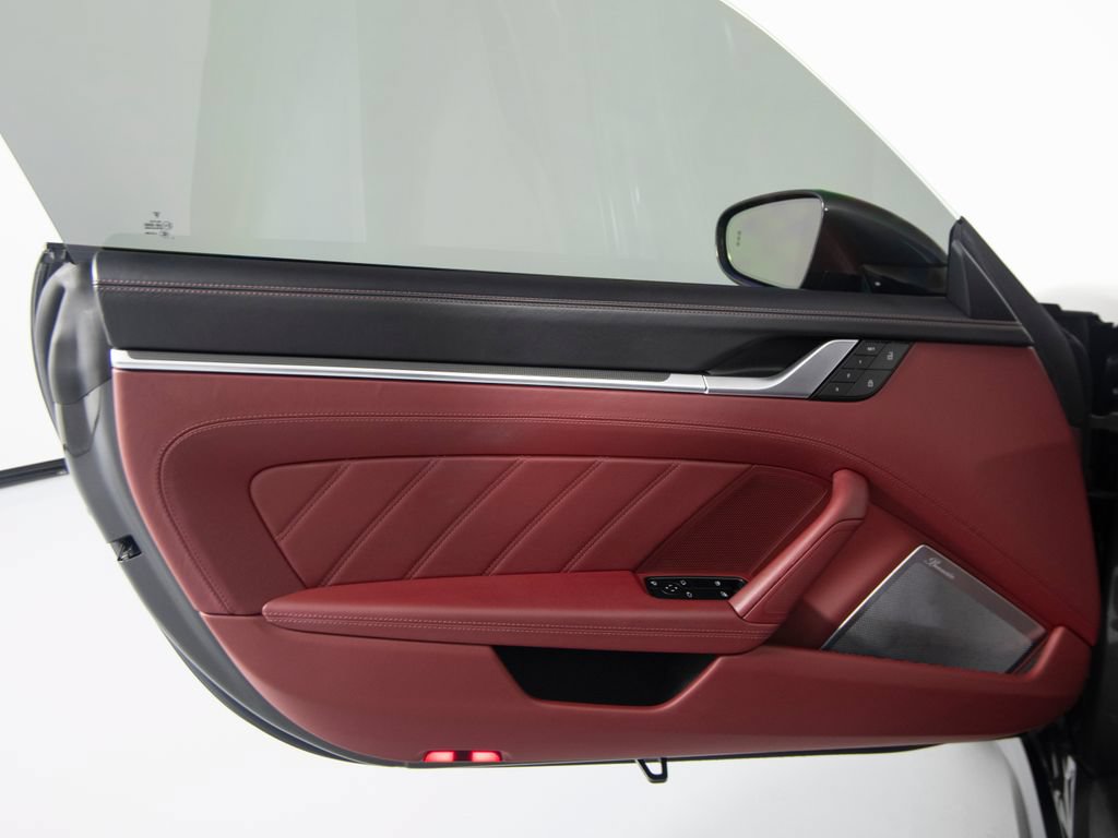 Certified 2022 Porsche 911 Turbo S AWD/4WD image 19