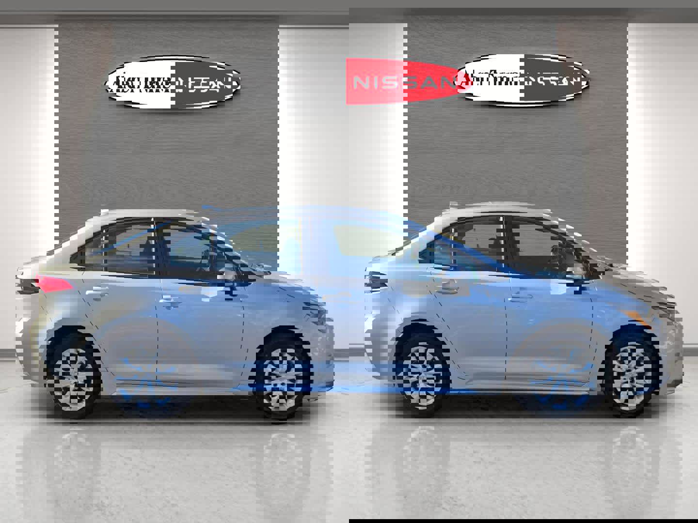 Used 2024 Toyota Corolla LE image 5