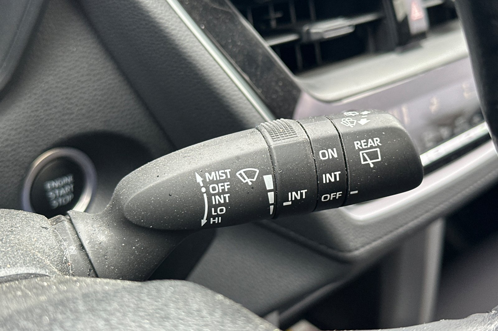 Used 2023 Toyota Corolla Cross LE w/ Moonroof Package FWD image 38