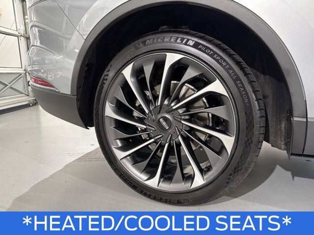 Used 2021 Lincoln Aviator Reserve w/ Equipment Group 202A image 10