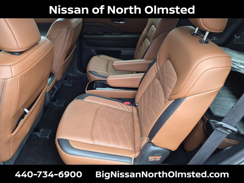 Certified 2024 Nissan Pathfinder Platinum w/ Lighting Package (N93) AWD/4WD image 27