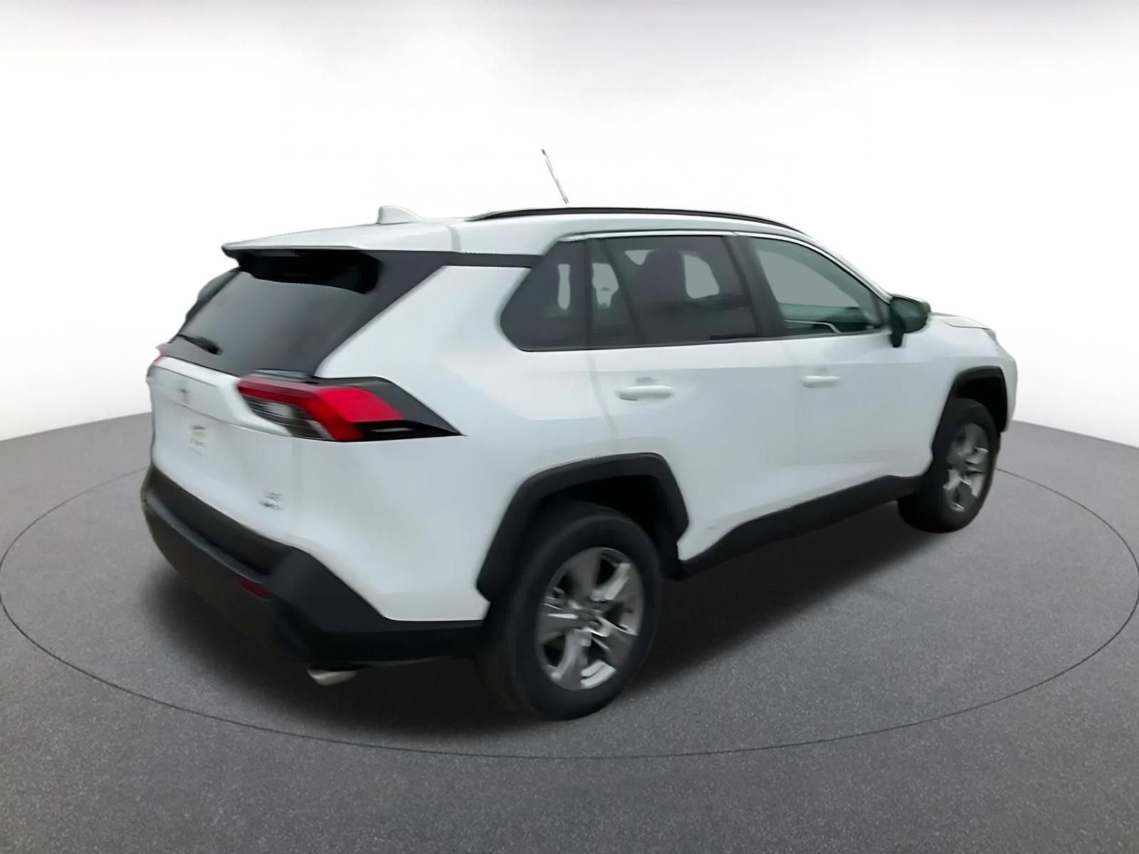 Used 2025 Toyota RAV4 LE image 15