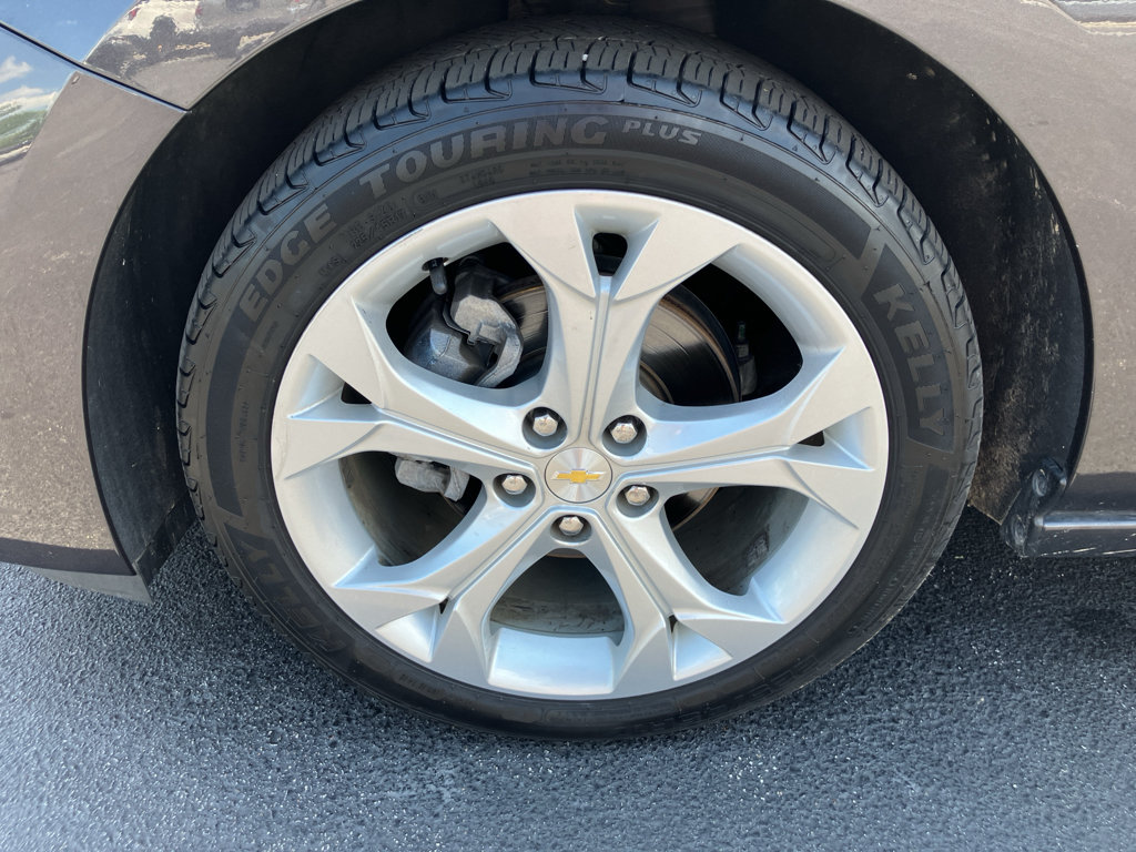 Used 2017 Chevrolet Cruze Premier FWD image 11