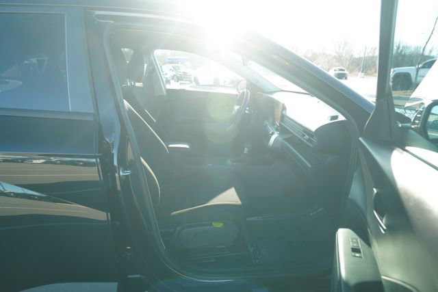 Used 2024 Hyundai Kona SEL image 20