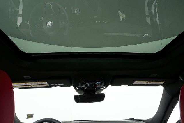 New 2026 Alfa Romeo Tonale w/ Red Premium Package image 20