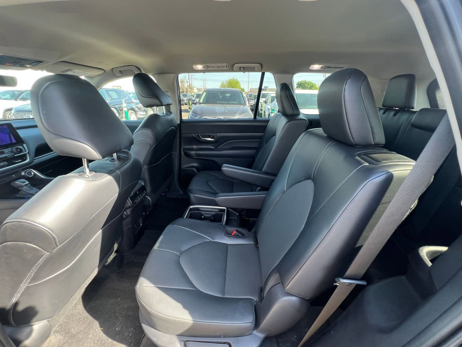 Used 2025 Toyota Grand Highlander FWD image 28
