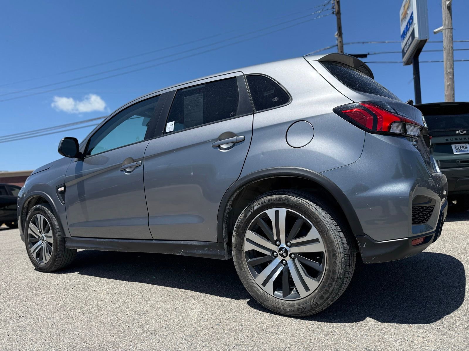 Used 2021 Mitsubishi Outlander Sport ES FWD image 4