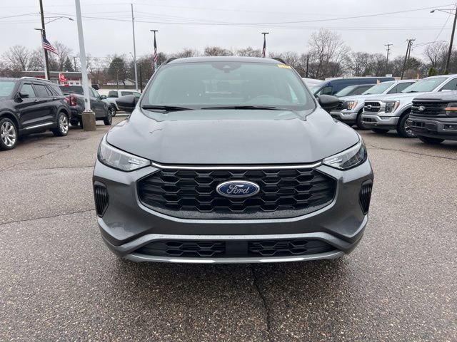 Certified 2024 Ford Escape ST-Line w/ Tech Pack #1 AWD/4WD image 2