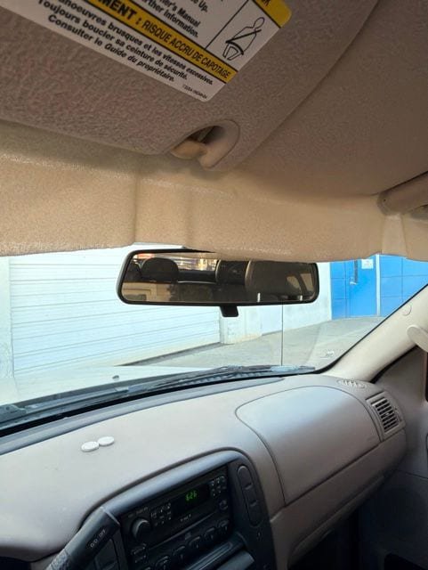 Used 2004 Ford Explorer XLS RWD image 15