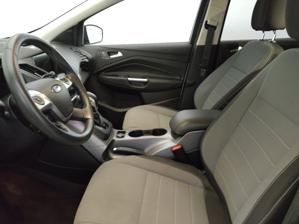 Used 2016 Ford Escape SE w/ Equipment Group 201A AWD/4WD image 17