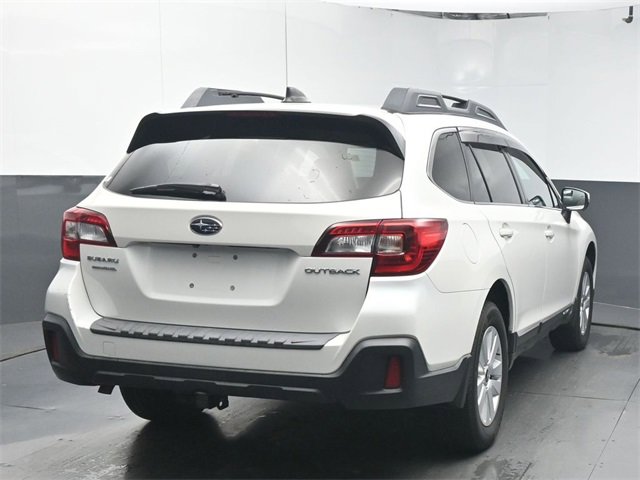 Used 2018 Subaru Outback 2.5i Premium image 7