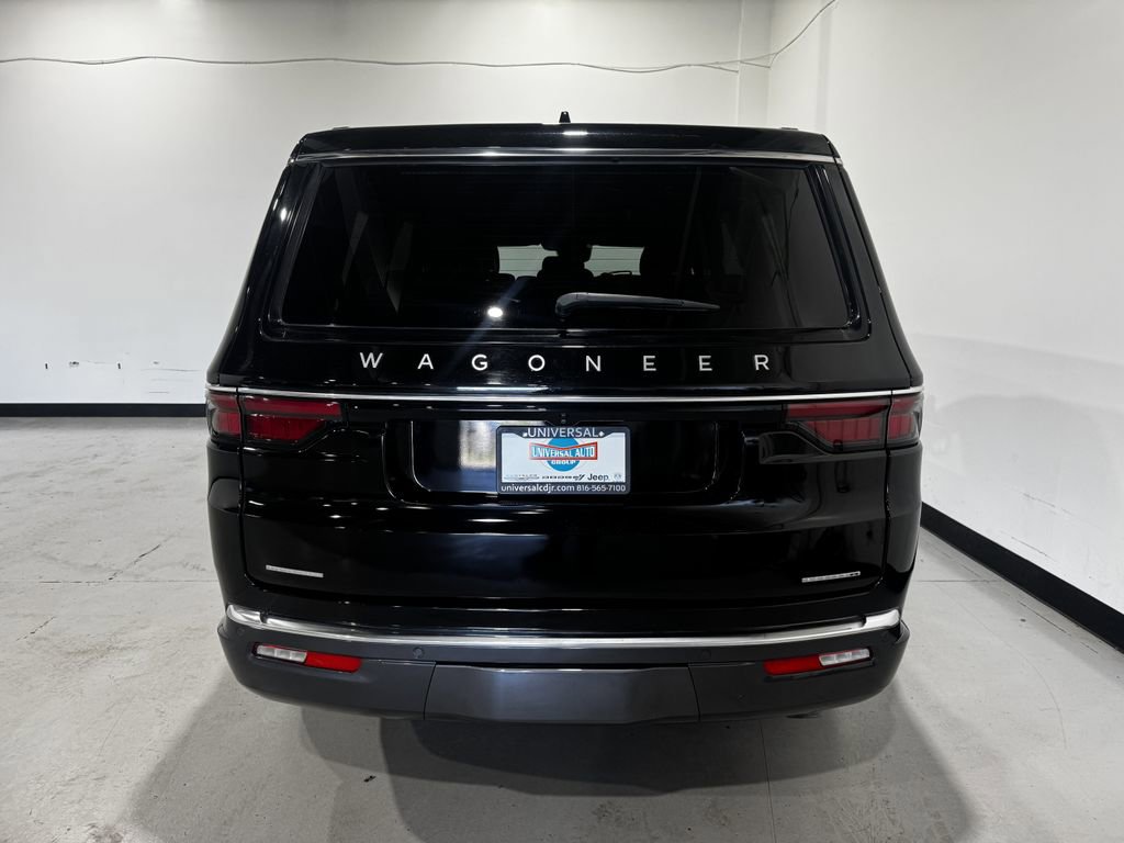 Used 2022 Jeep Wagoneer Series II AWD/4WD image 25