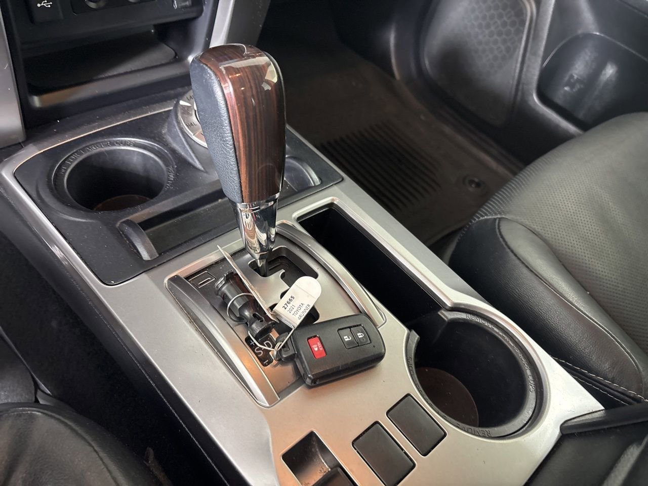 Used 2021 Toyota 4Runner Limited AWD/4WD image 22