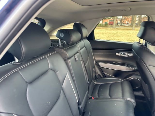 Used 2024 Genesis GV70 2.5T Advanced w/ Advanced Package image 22