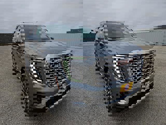 New 2026 GMC Yukon Denali w/ Sun & Power Step Package image 7