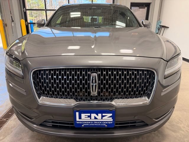 Used 2022 Lincoln Nautilus Reserve AWD/4WD image 3