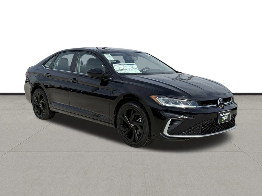 New 2026 Volkswagen Jetta SE image 3